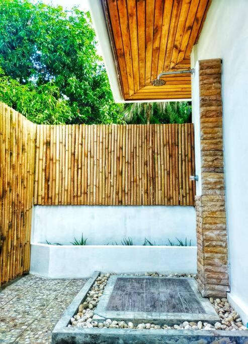 Tropical Villa Тау Экстерьер фото